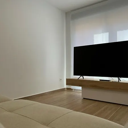 Sunrise Chapaprieta Apartman *